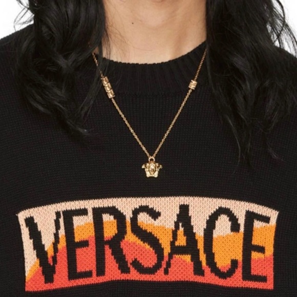 VERSACE
Gold Medusa Necklace - Picture 2 of 4